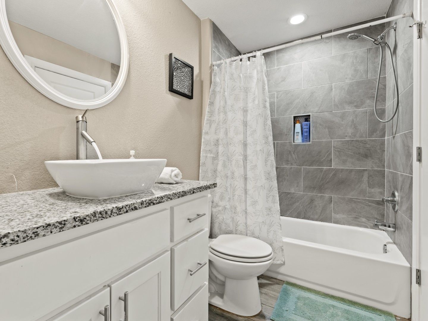 Bathroom vanity